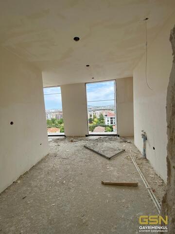 18-VİAPORT MARİNA KARŞISI, AKILLI SİTE İÇİNDE SATILIK LÜKS DUBLEKS DAİRE